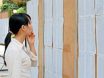 Từ đậu đại học thành vào trung cấp